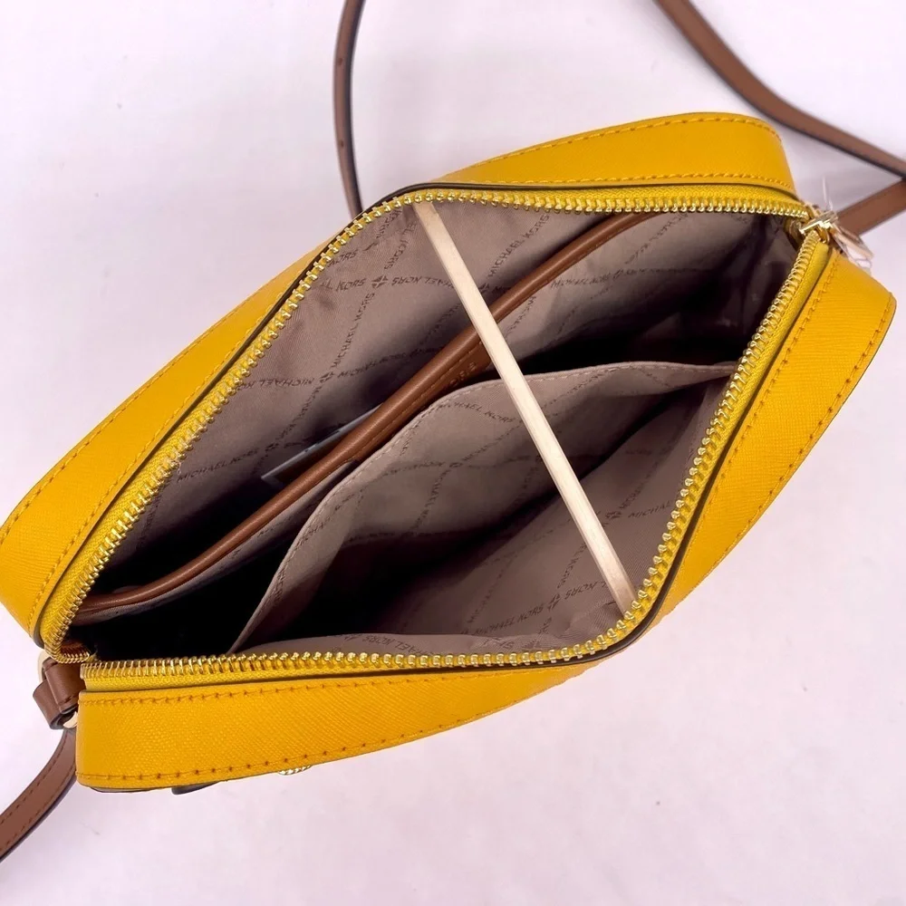 Michael Kors Jet Set Travel East West Zip Chain Crossbody